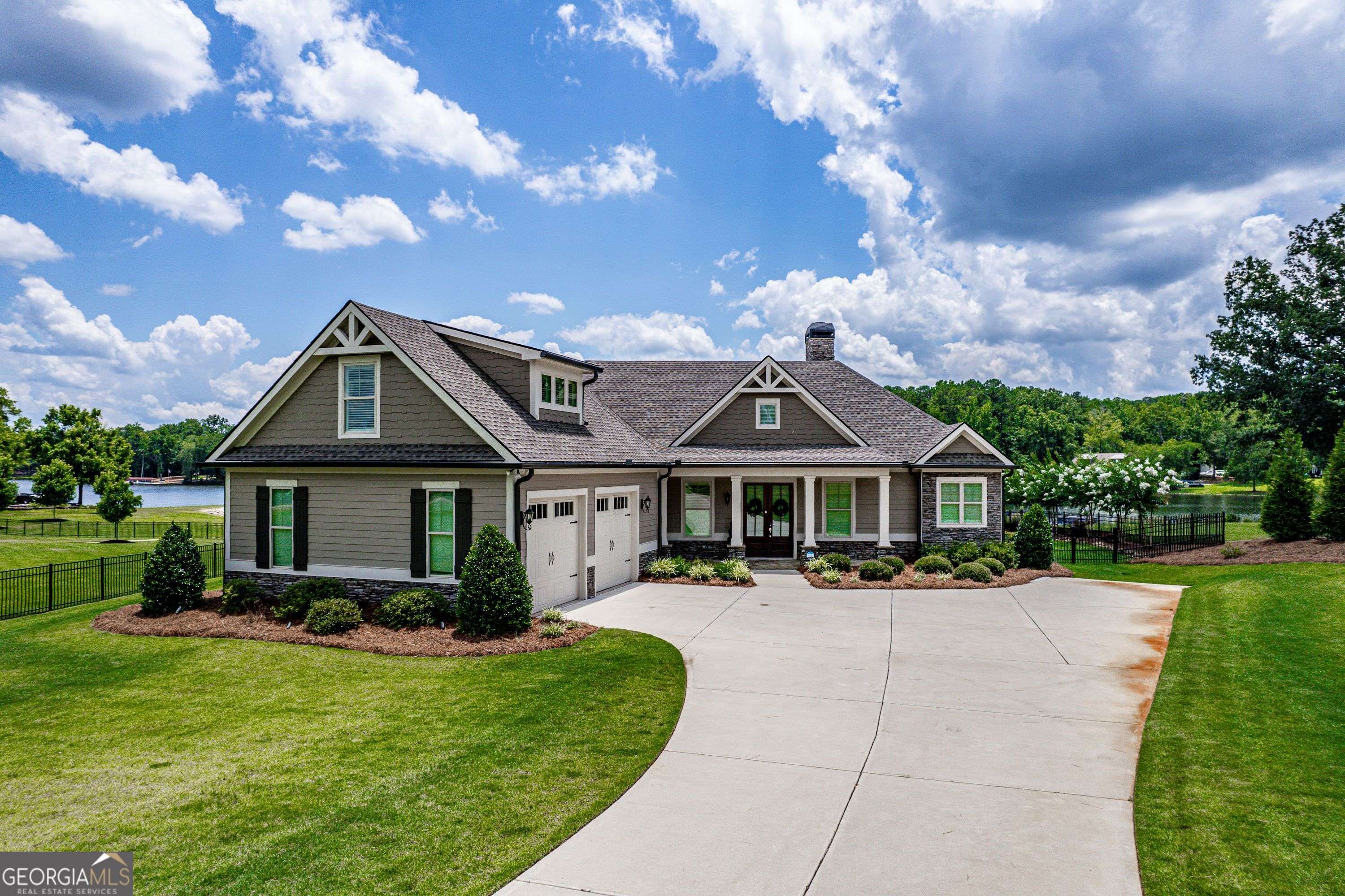 160 Lakeview DR, Eatonton, GA 31024