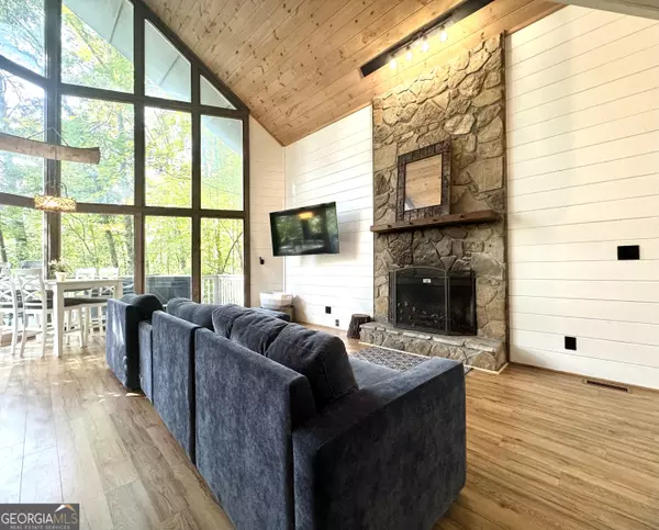 Sautee Nacoochee, GA 30571,111 Milton WAY