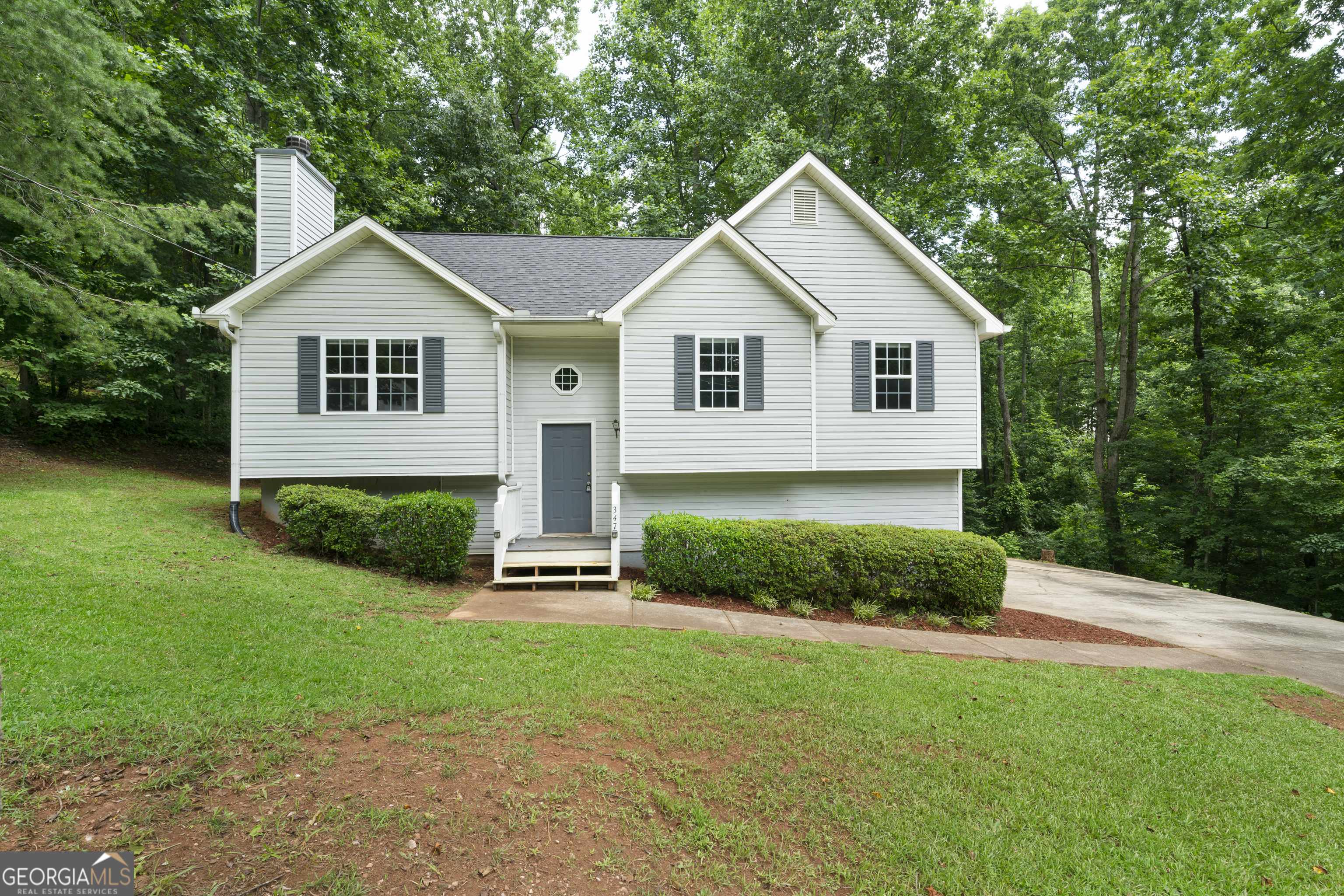 347 Farm Brook LN, Dallas, GA 30157