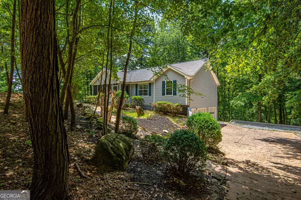 Dahlonega, GA 30533,426 Mill Cove DR