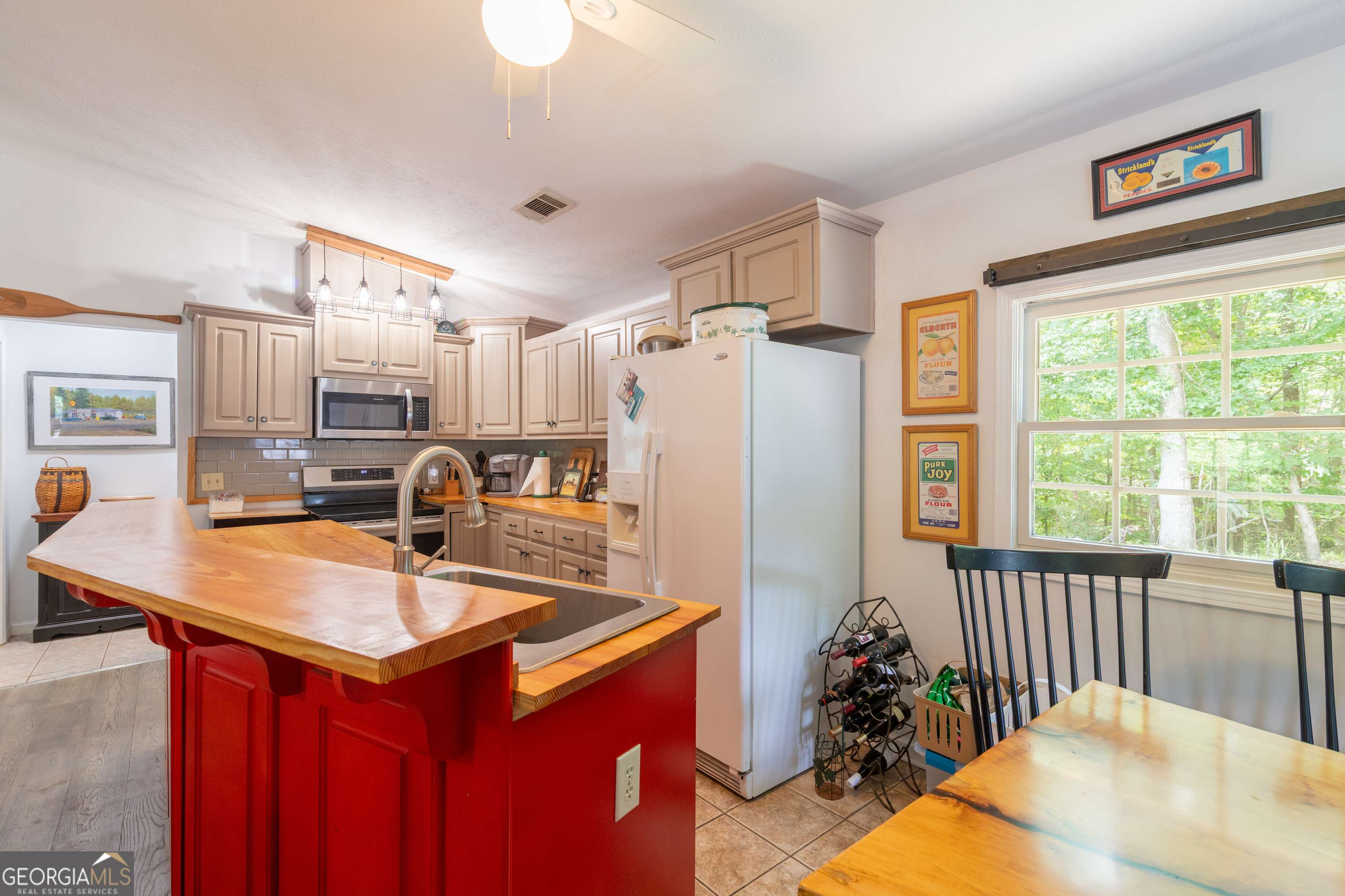 Hamilton, GA 31811,145 Robin DR