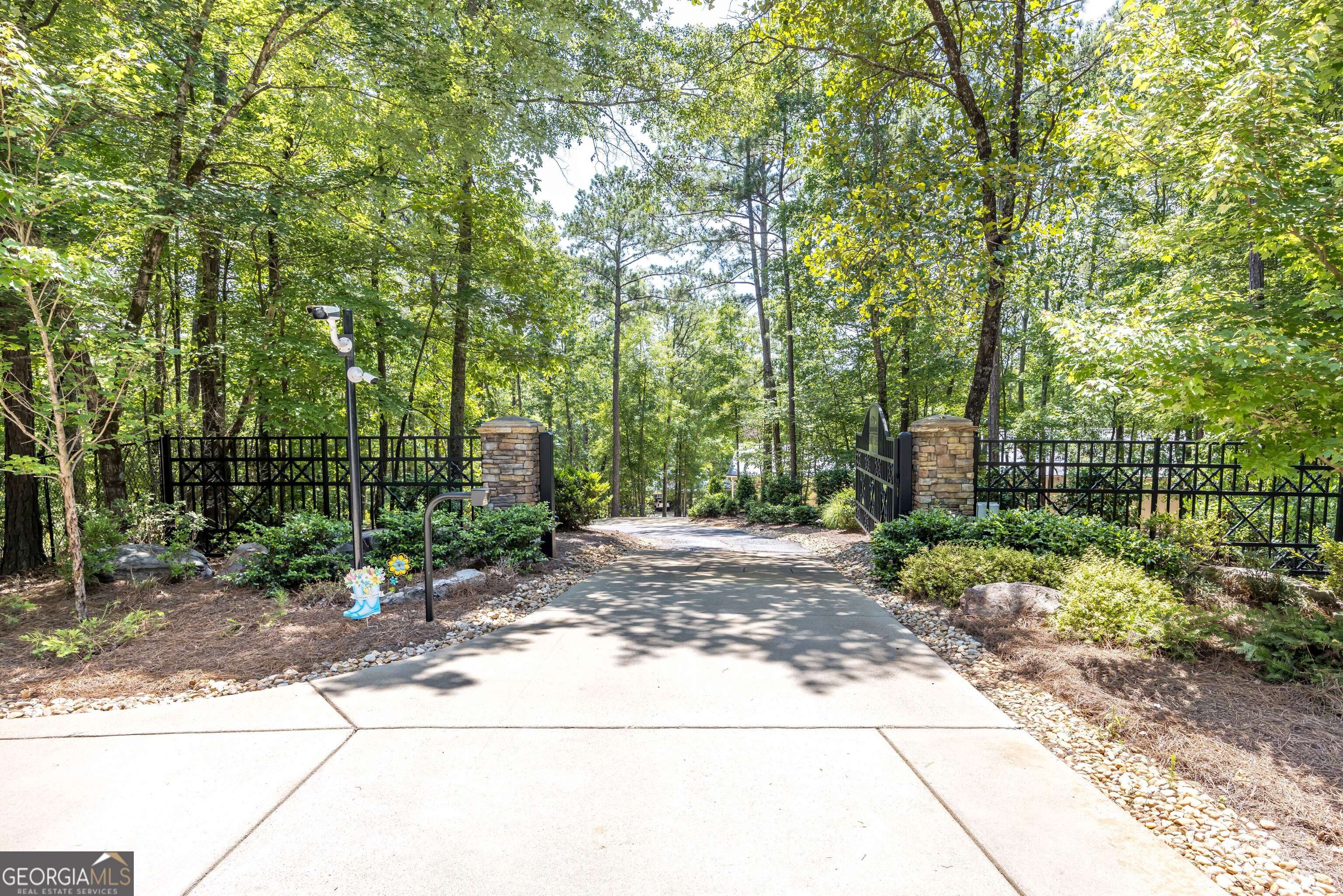 Hamilton, GA 31811,695 BOAT CLUB ROAD