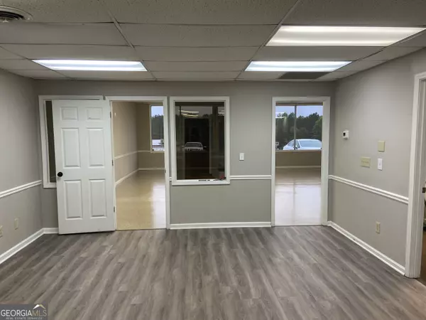 Griffin, GA 30223,2952 N EXPRESSWAY