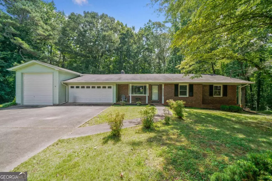 200 Dogwood DR, Canton, GA 30114