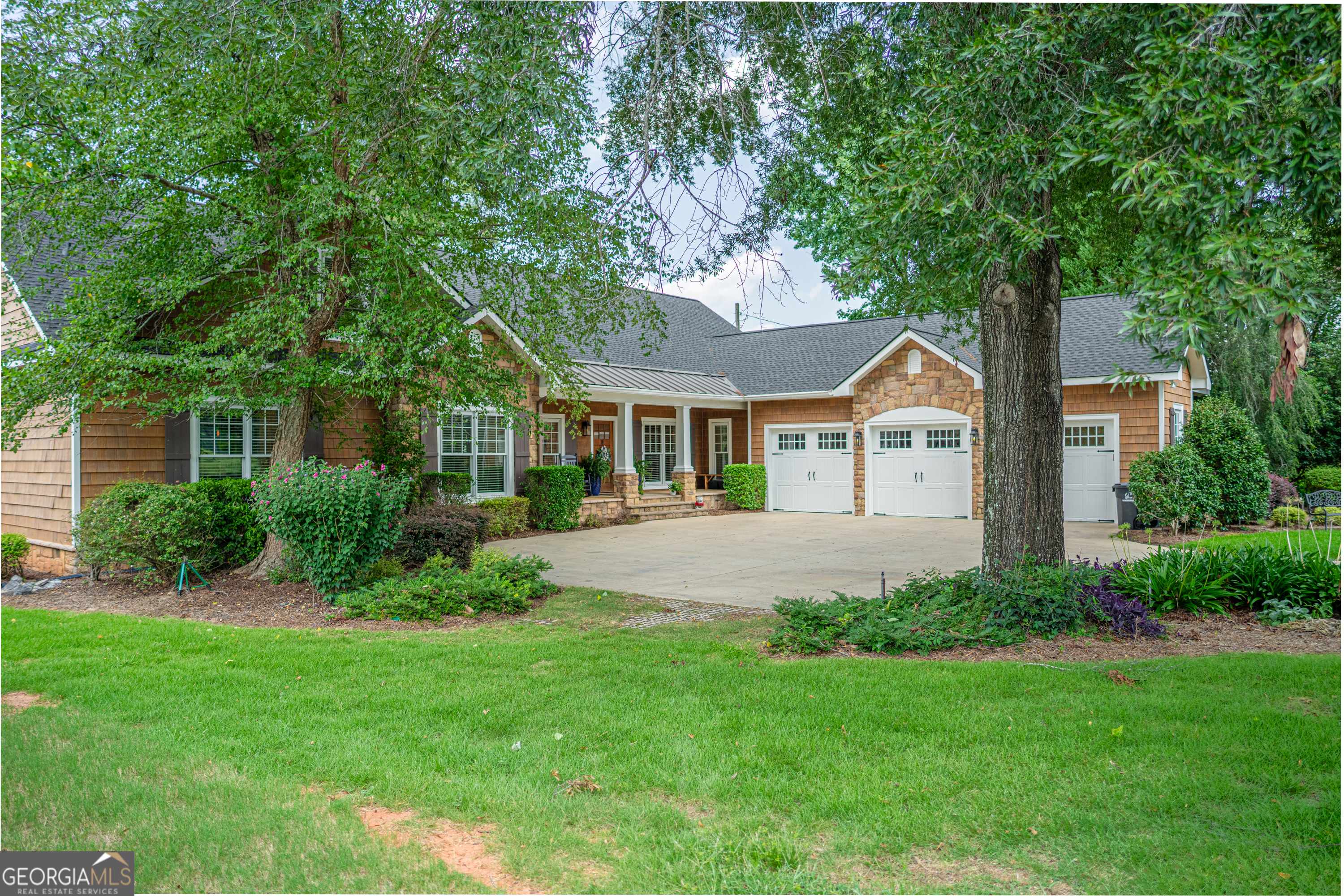 Milledgeville, GA 31061,245 Lakeshore CIR