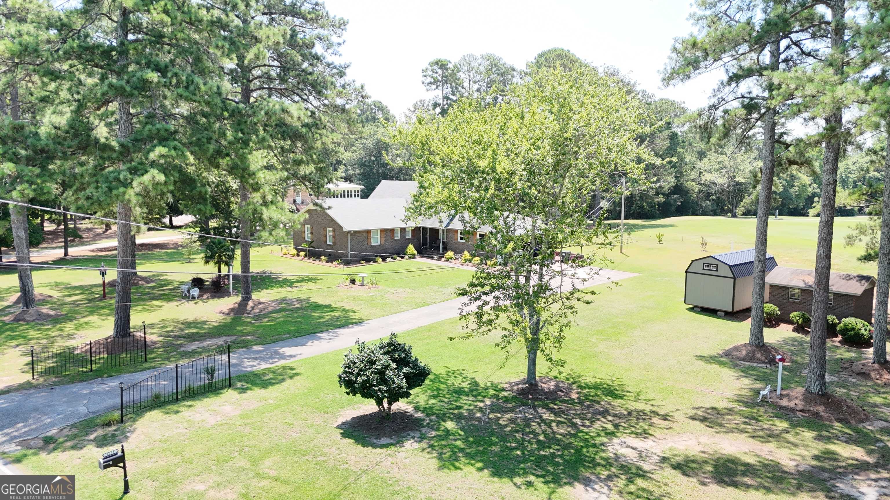 Elberton, GA 30635,1231 Golf Course RD