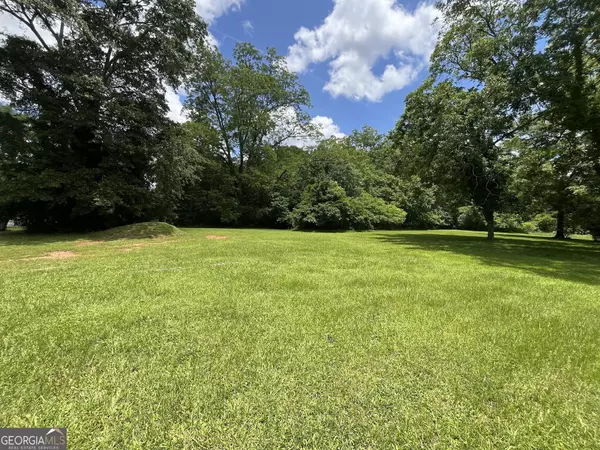820, 826, 834, 840 Meriwether ST, Griffin, GA 30224