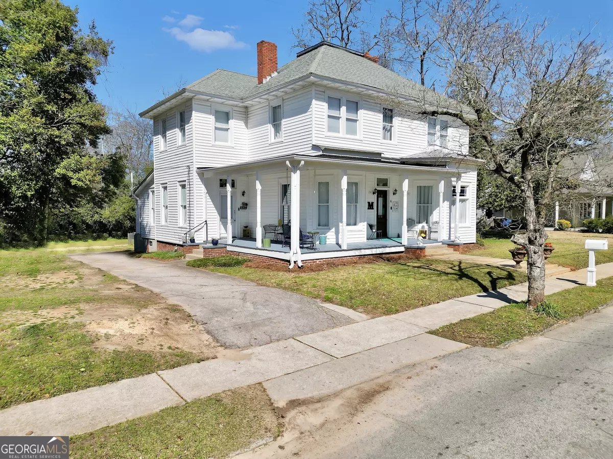 Mcdonough, GA 30253,76 College ST