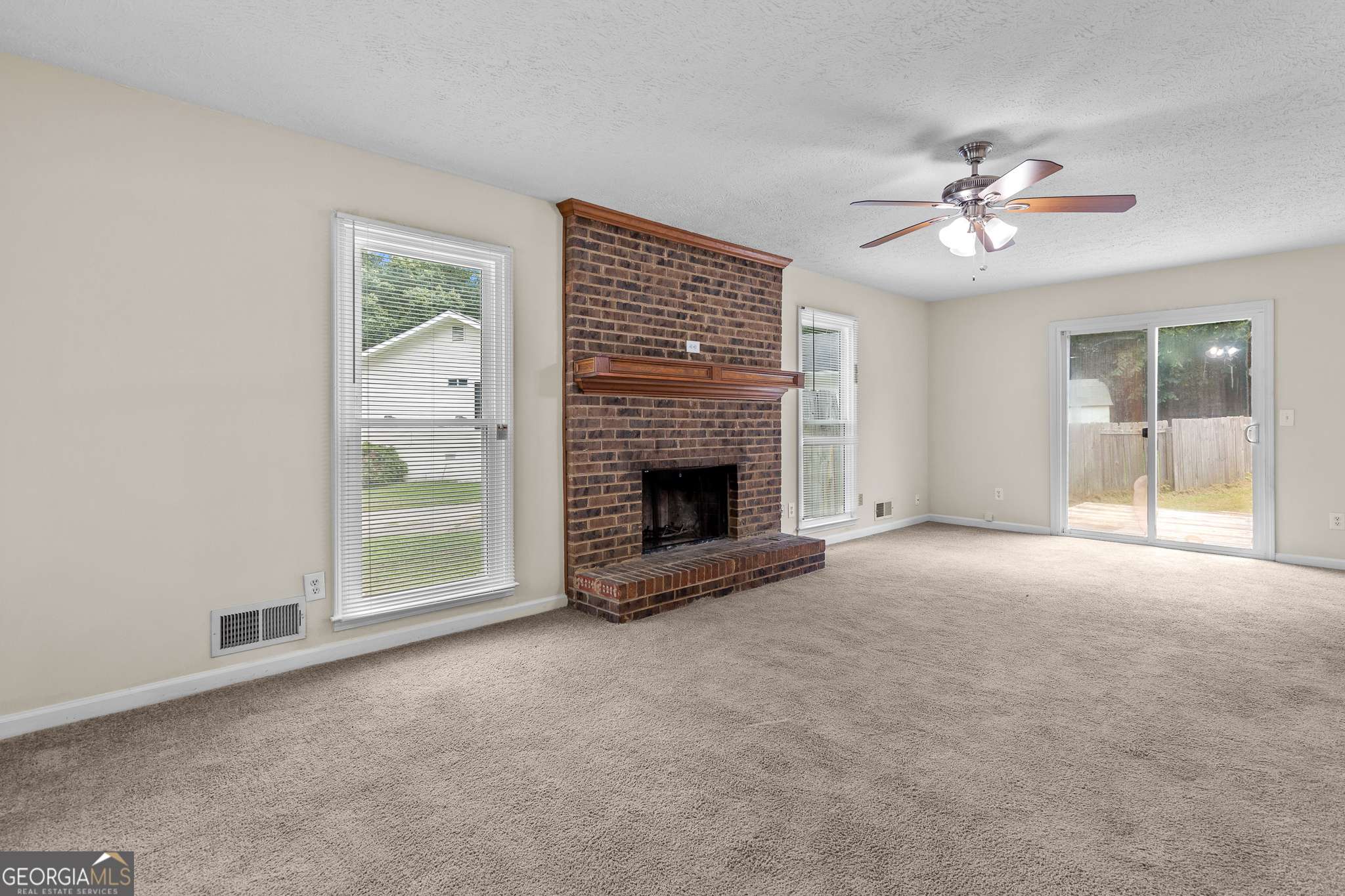 Snellville, GA 30039,4121 S Fork DR