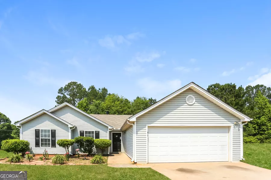 15 Arthurs LN, Covington, GA 30016