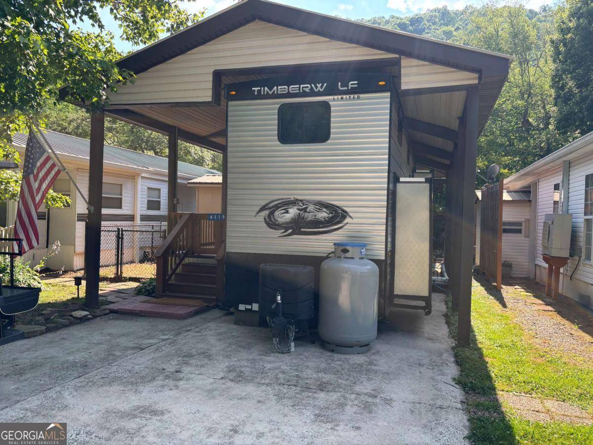 Hiawassee, GA 30546,4119 Riverbank RUN