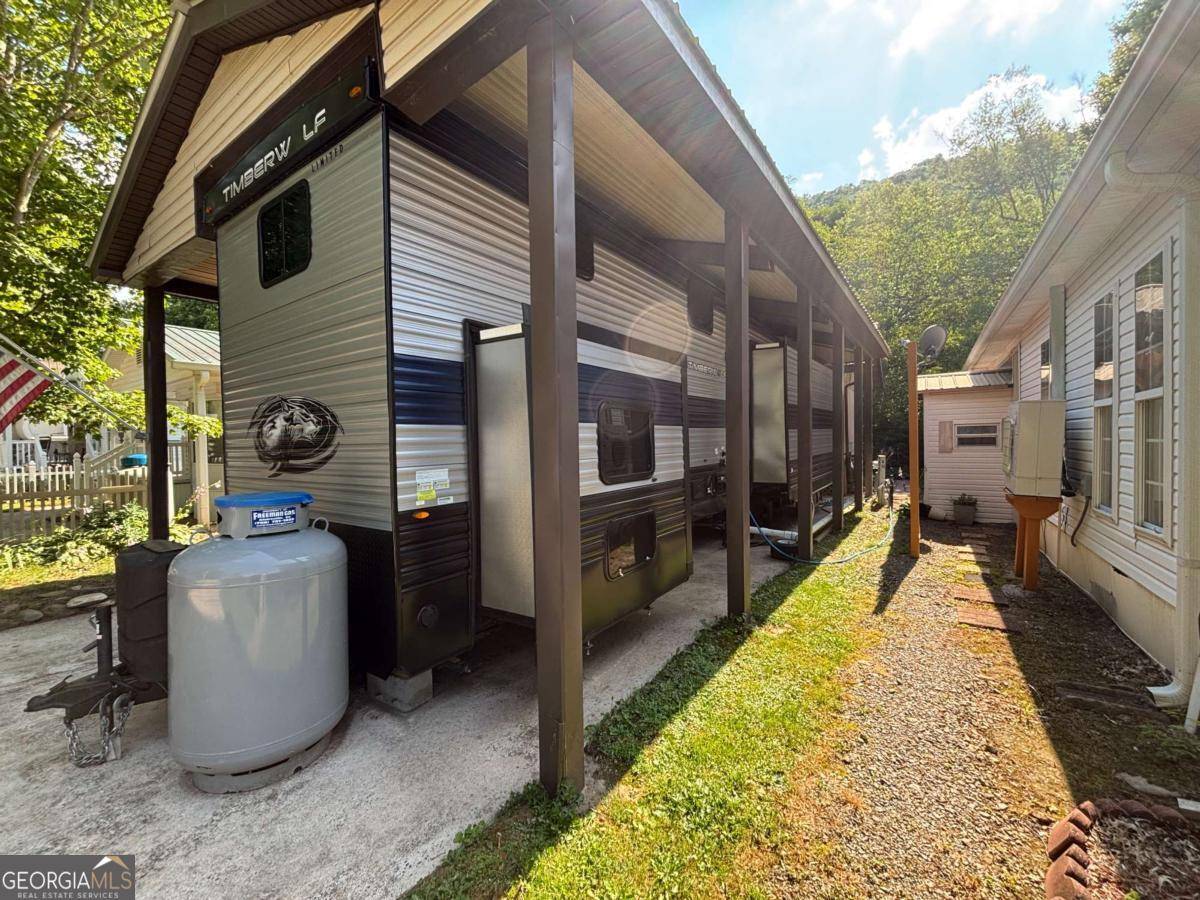 Hiawassee, GA 30546,4119 Riverbank RUN