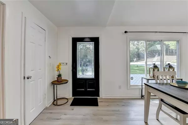 Atlanta, GA 30328,340 River Knoll DR