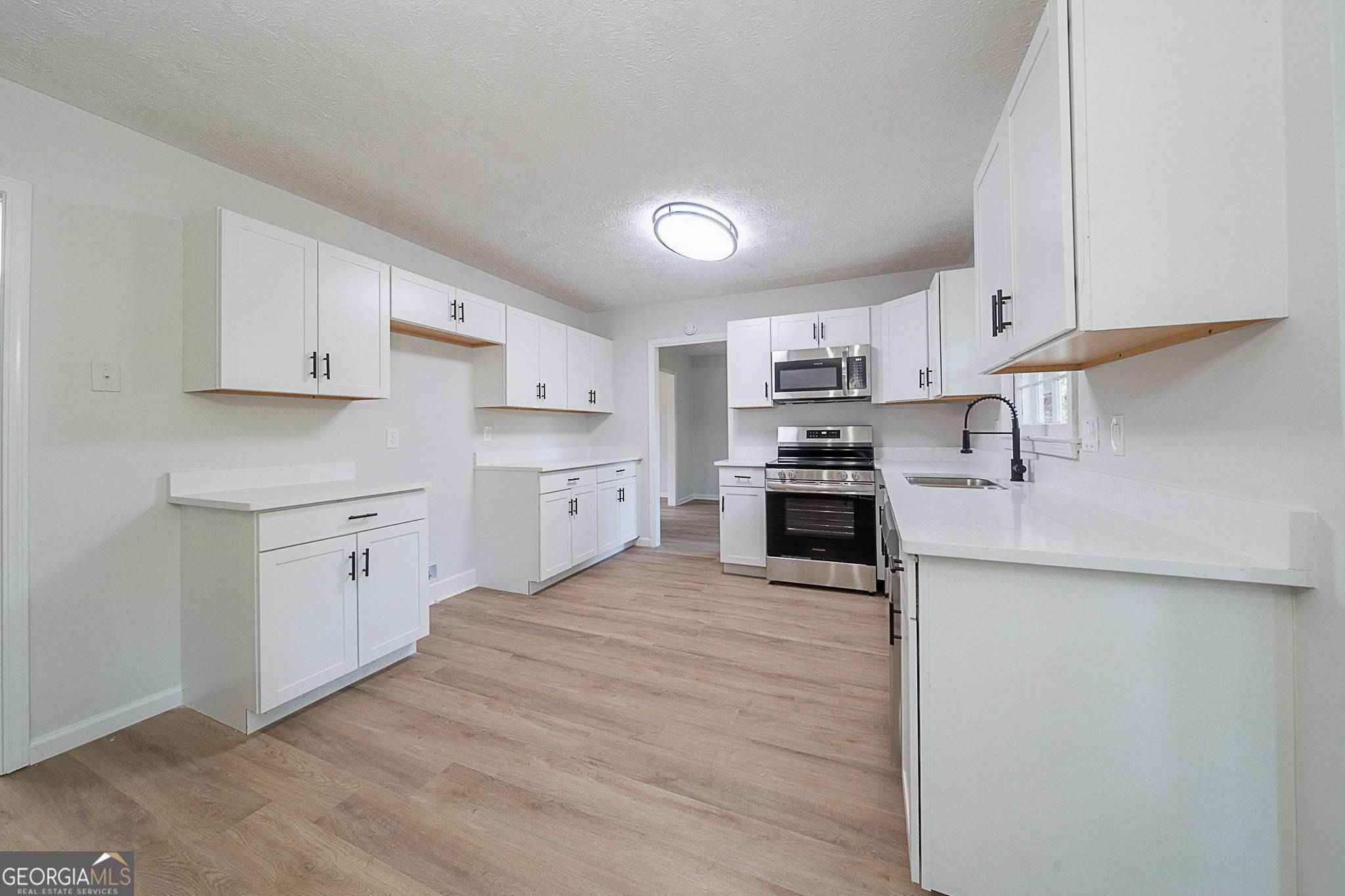 Stone Mountain, GA 30083,965 Cabot CT