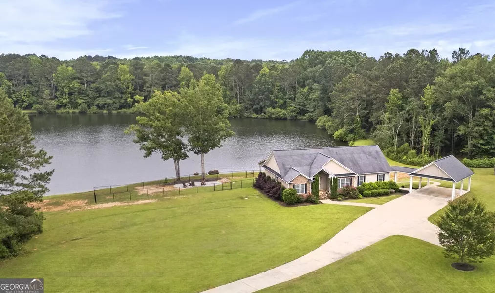 1709 Bullards Ferry RD, Elberton, GA 30635