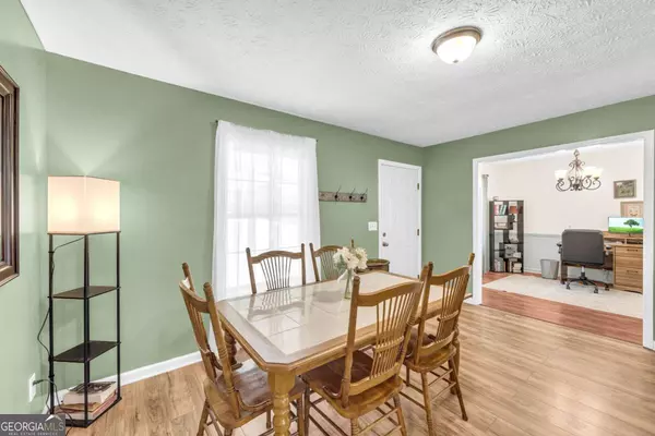 Loganville, GA 30052,165 Holly CT