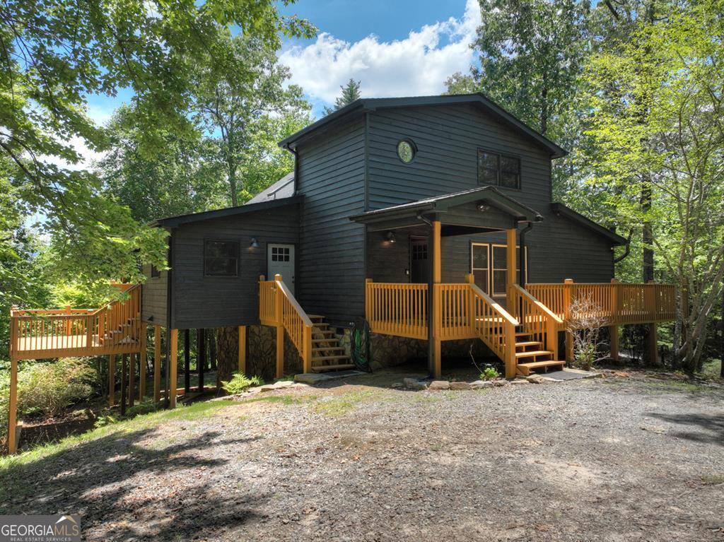290 Left Turn, Blue Ridge, GA 30513