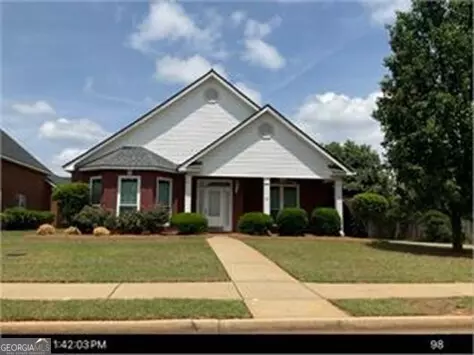 100 Jamestown CT, Centerville, GA 31028