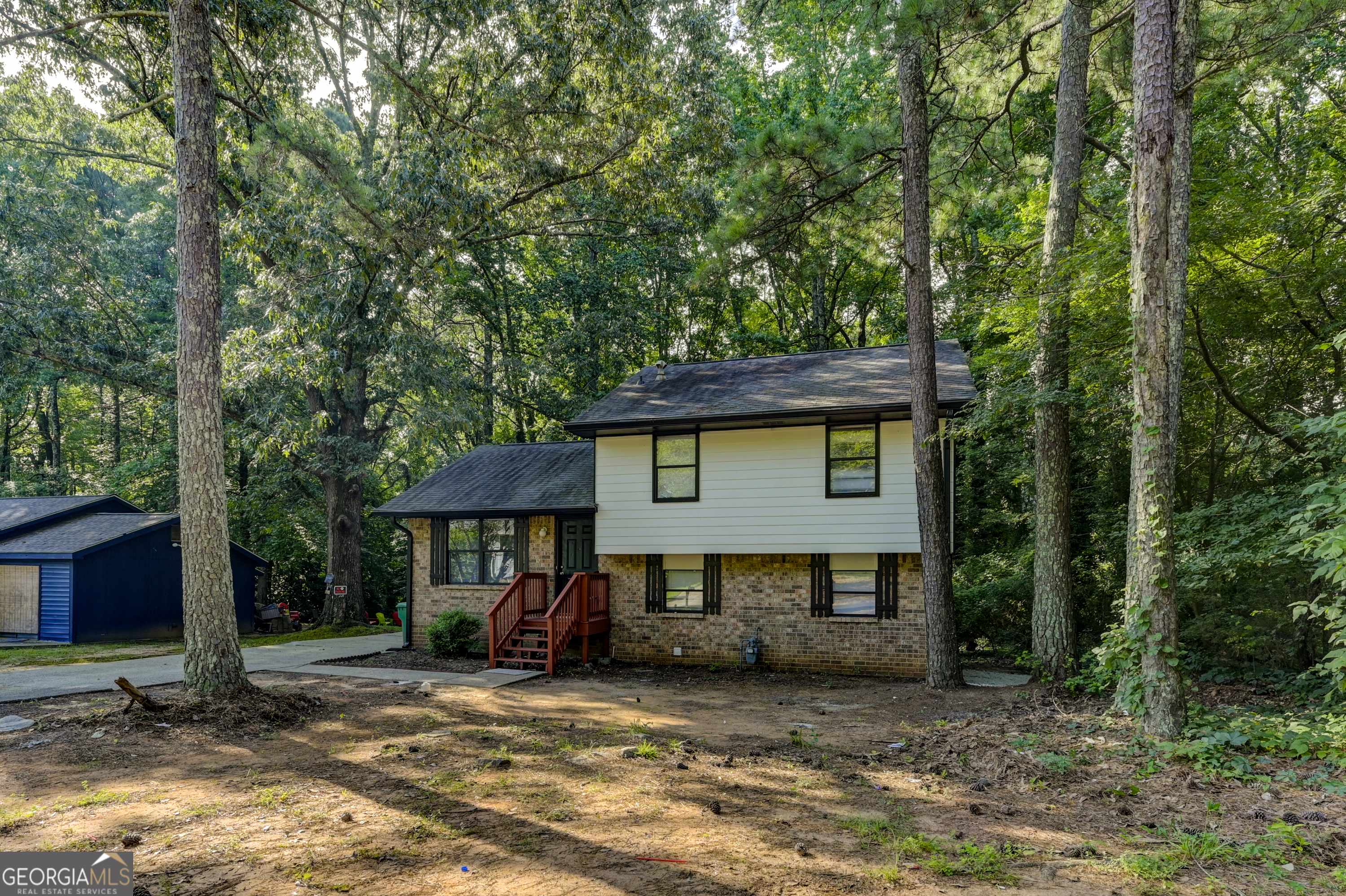 4342 Lincolndale DR, Ellenwood, GA 30294