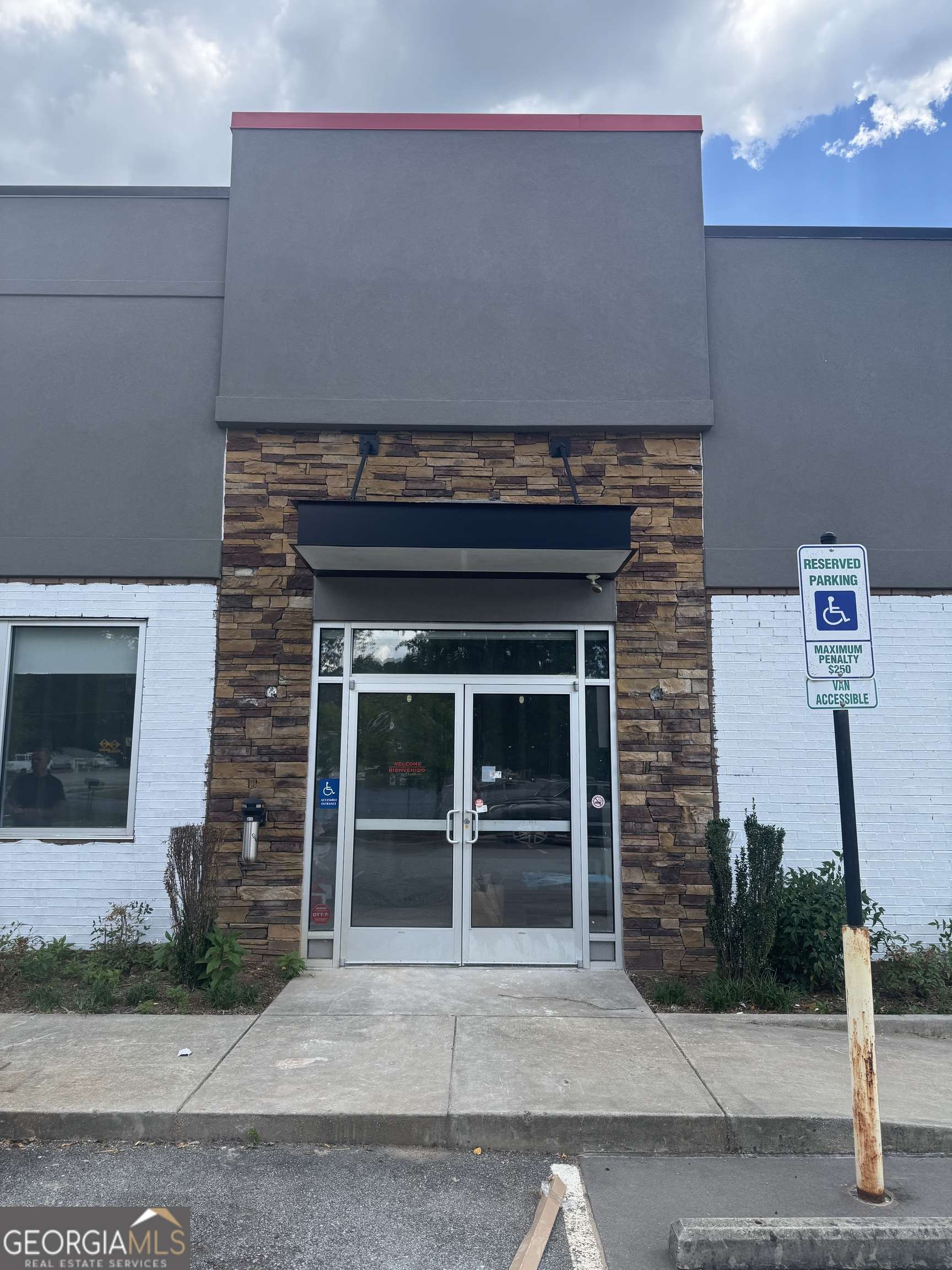 5335 Lawrenceville HWY NW, Lilburn, GA 30047