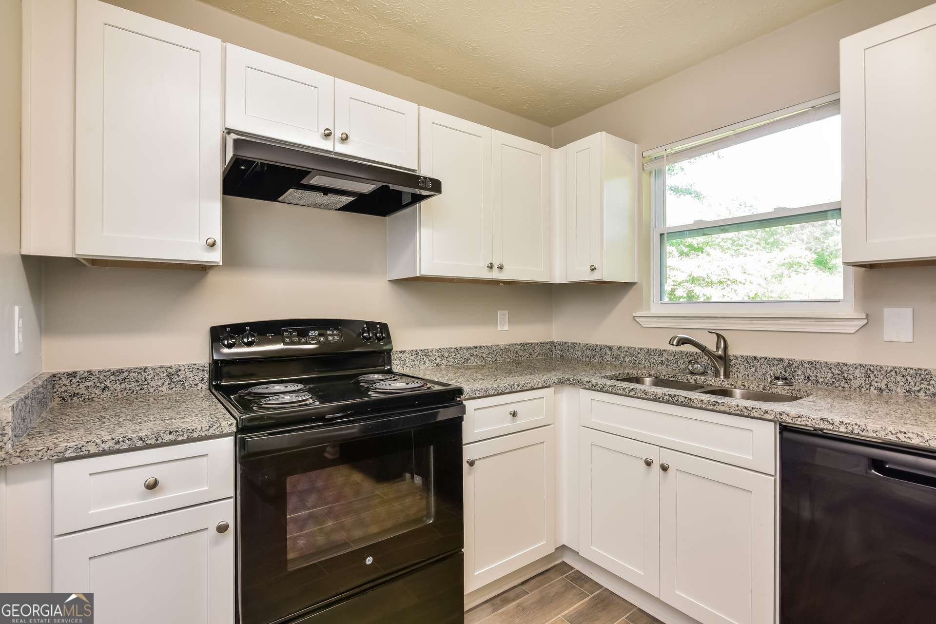 Conyers, GA 30094,325 Morris CT SE