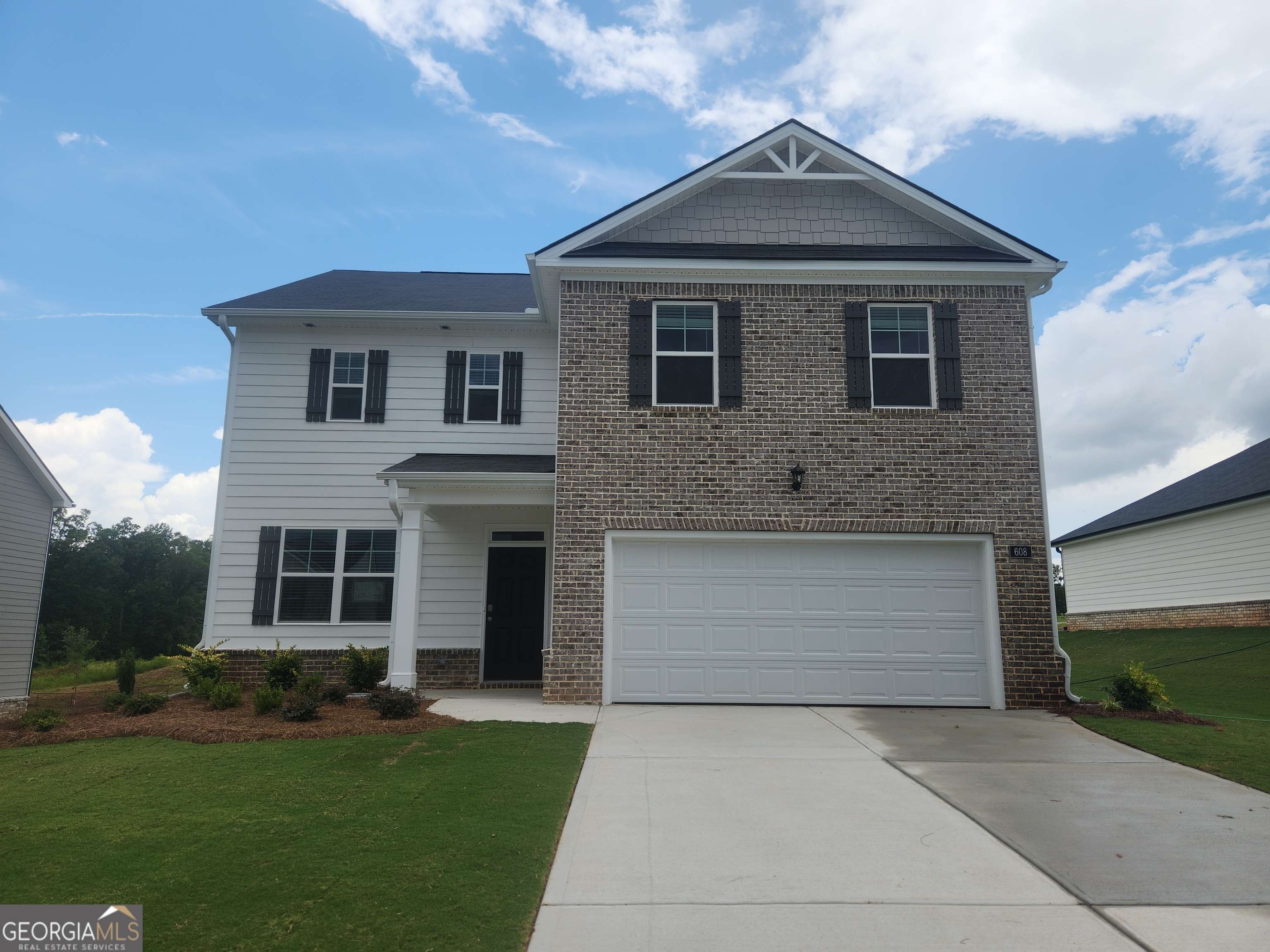 608 Lobelia DR, Locust Grove, GA 30248