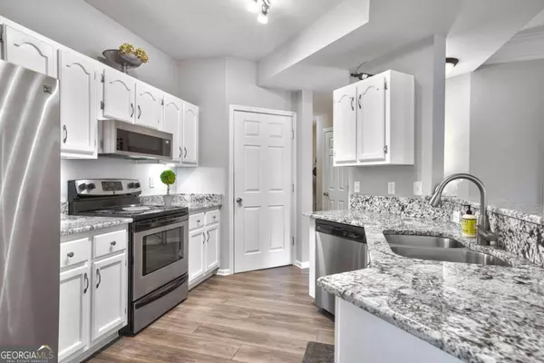 Atlanta, GA 30324,2700 Pine Tree RD NE #1202