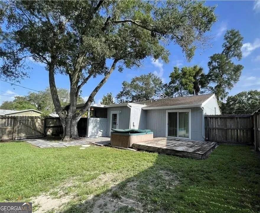 Tampa, FL 33617,5001 E Whiteway DR
