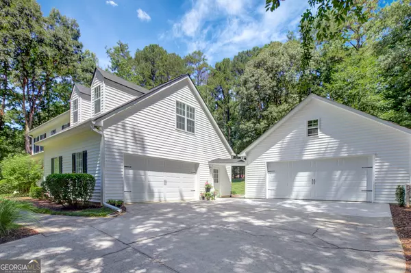 Peachtree City, GA 30269,100 Glenwood Chase