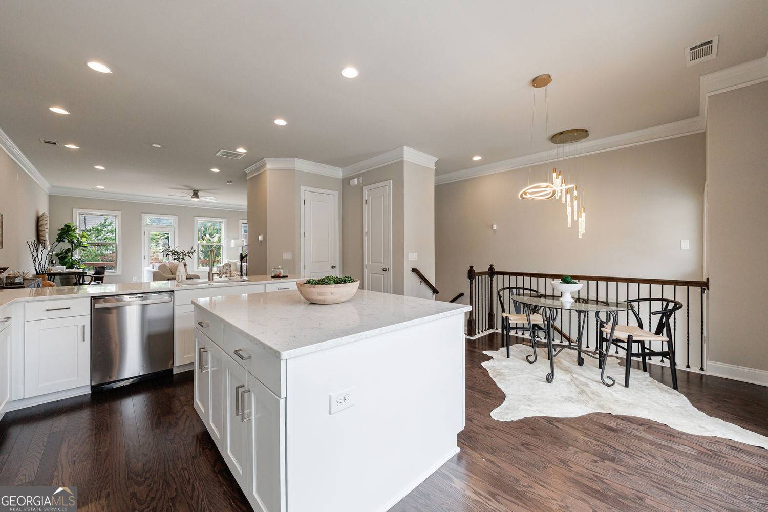 Dunwoody, GA 30346,4137 Townsend LN
