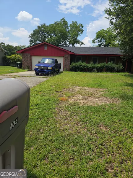 105 Mitchell CT, Warner Robins, GA 31093