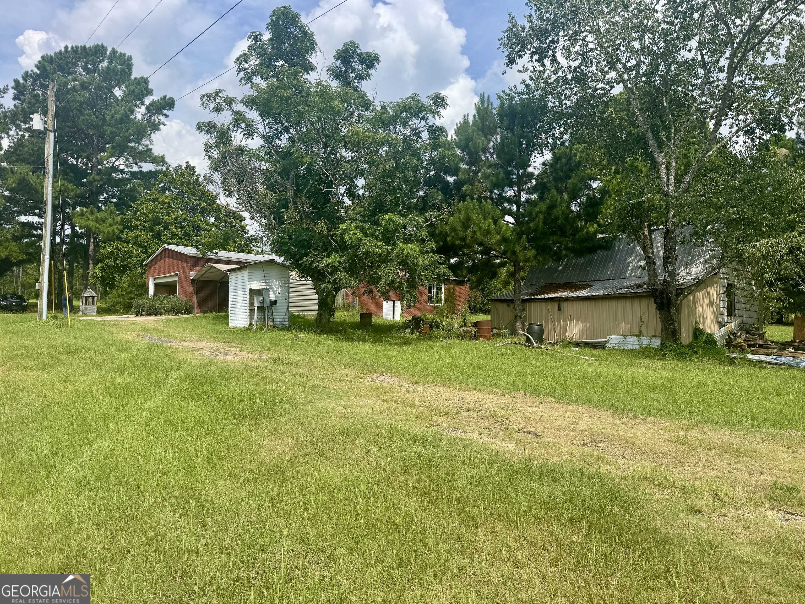 Hawkinsville, GA 31036,1328 Perry Highway