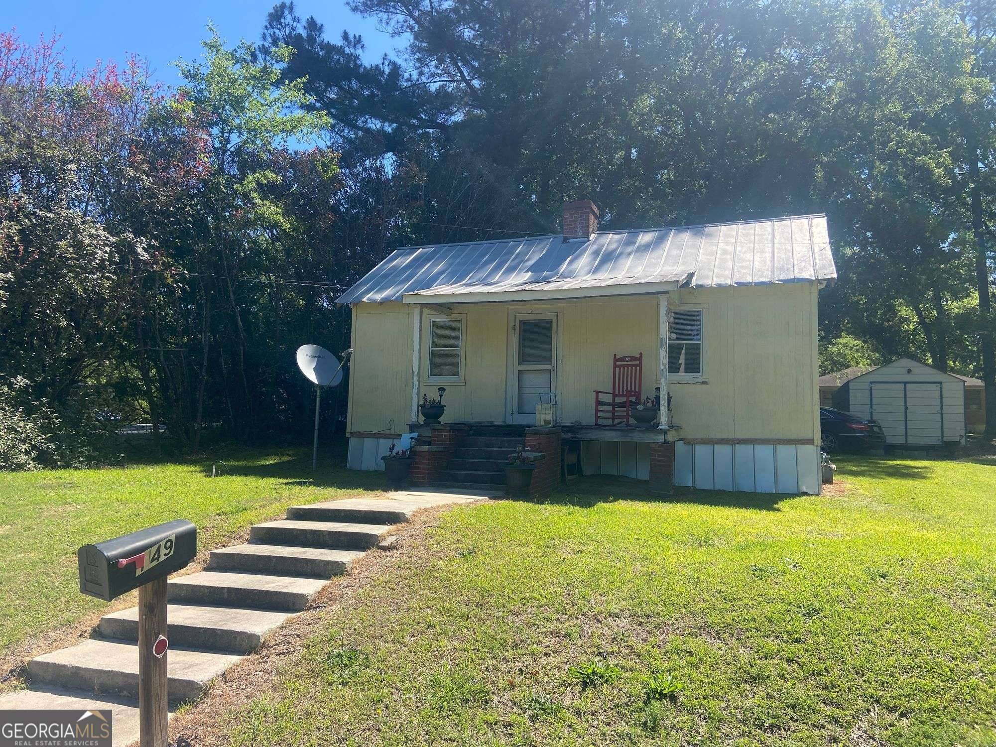 149 Akins ST, Barnesville, GA 30204