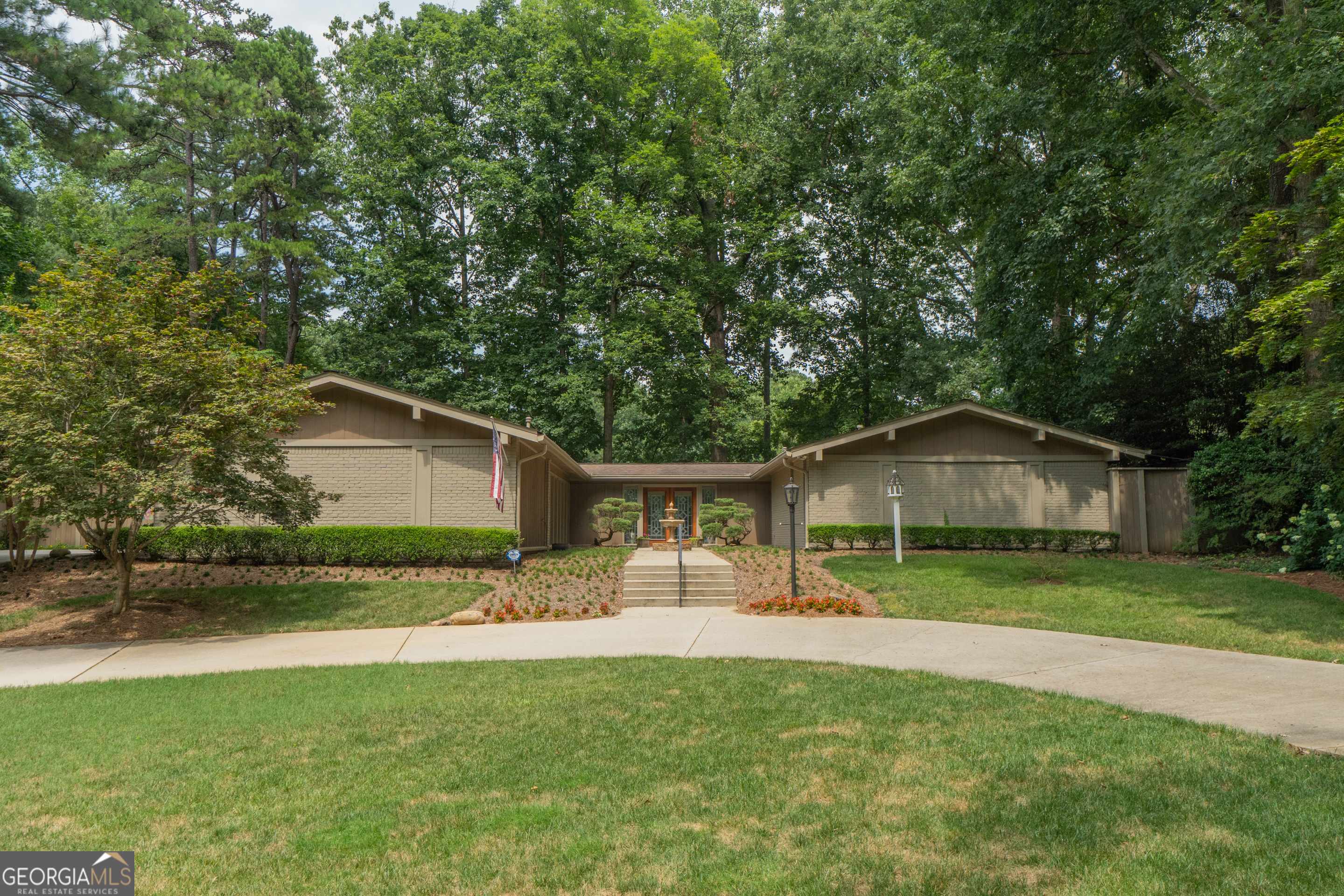 Brookhaven, GA 30319,3623 Sunderland CT NE