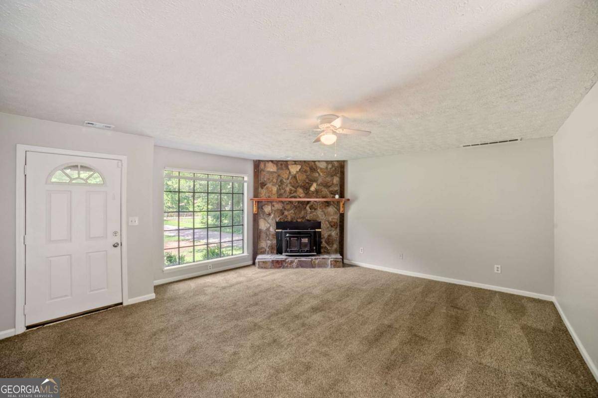 Riverdale, GA 30274,8332 Webb RD
