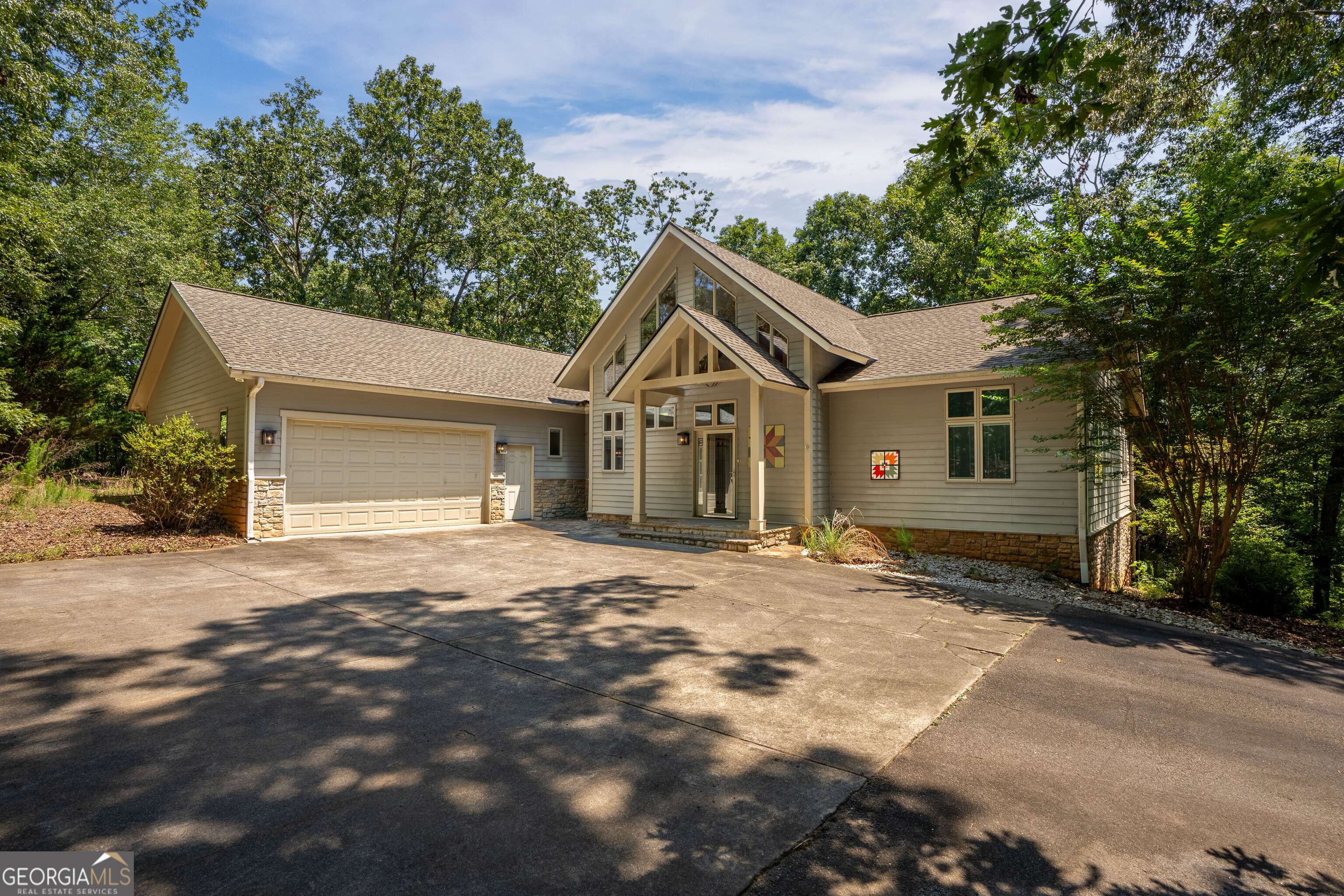 5231 Laurel CIR, Gainesville, GA 30506