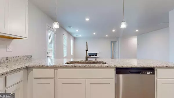 Fairburn, GA 30213,85 Jacoby DR #100