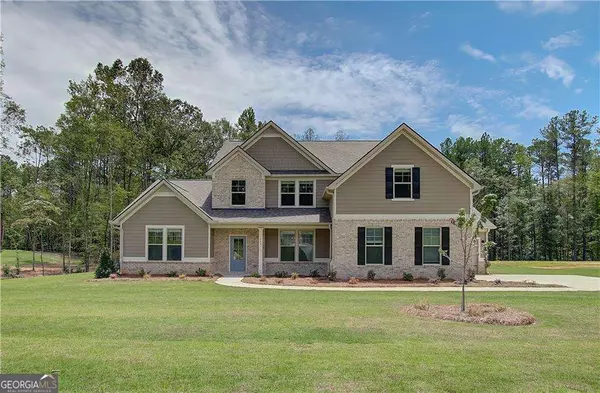 140 Cooper CV E, Fayetteville, GA 30215