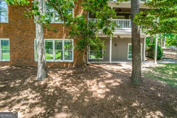 Greensboro, GA 30642,1043 B Club House LN