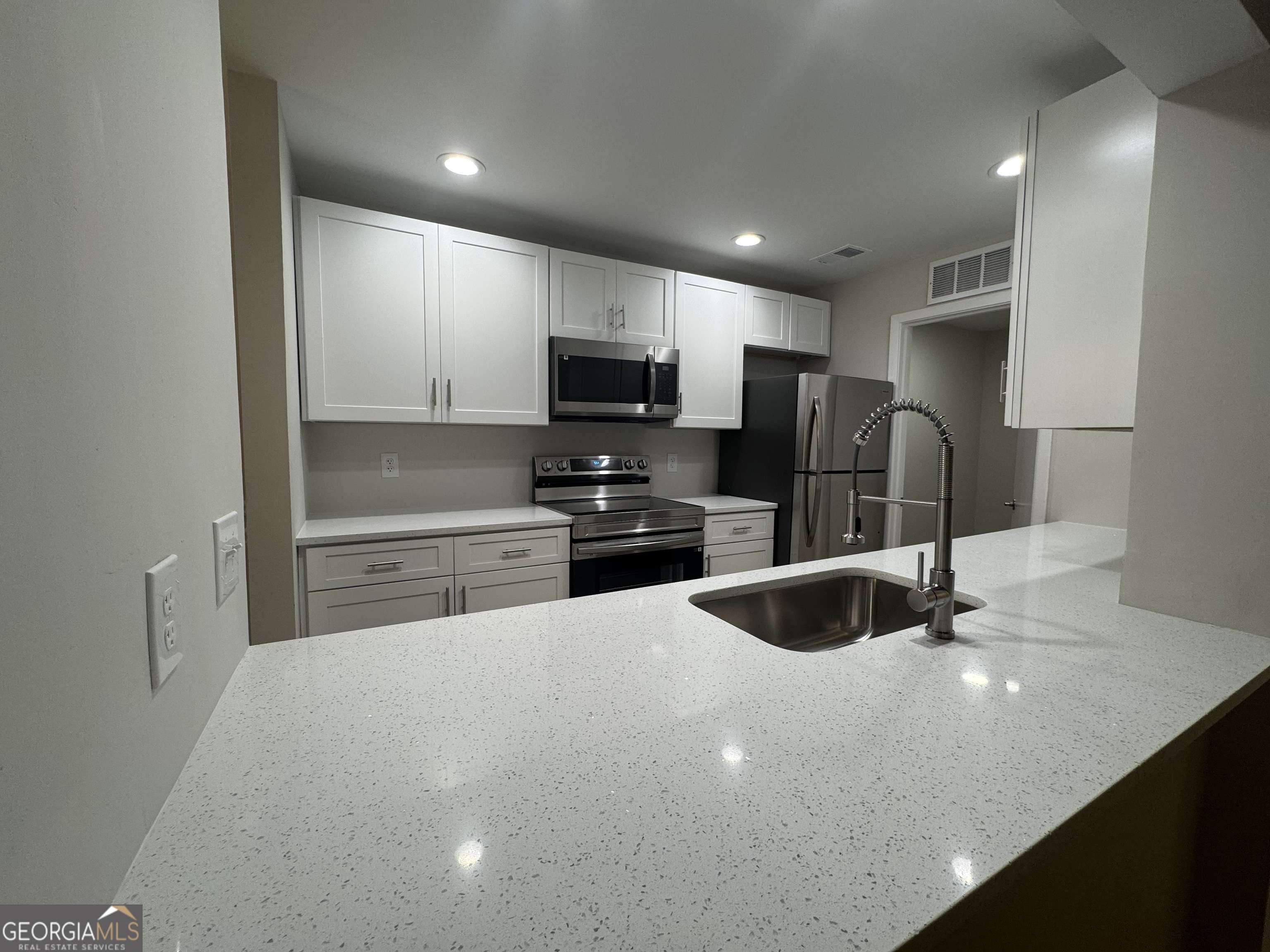 Roswell, GA 30075,308 Warm Springs CIR
