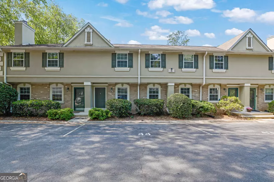 6900 Roswell RD #E2, Sandy Springs, GA 30328