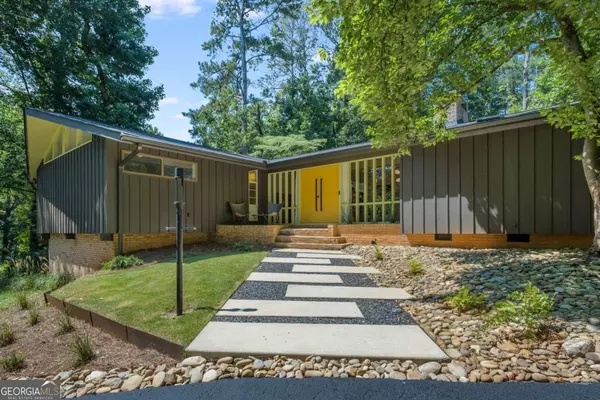 2066 Fairgreen DR, Tucker, GA 30087
