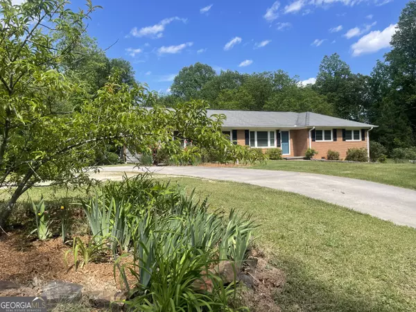 Toccoa, GA 30577,215 Old Mize RD