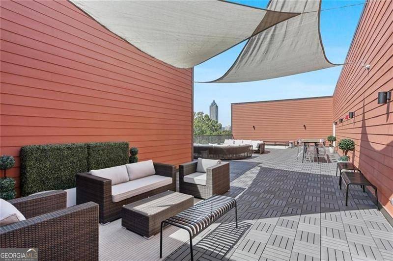 Atlanta, GA 30308,525 PARKWAY #306