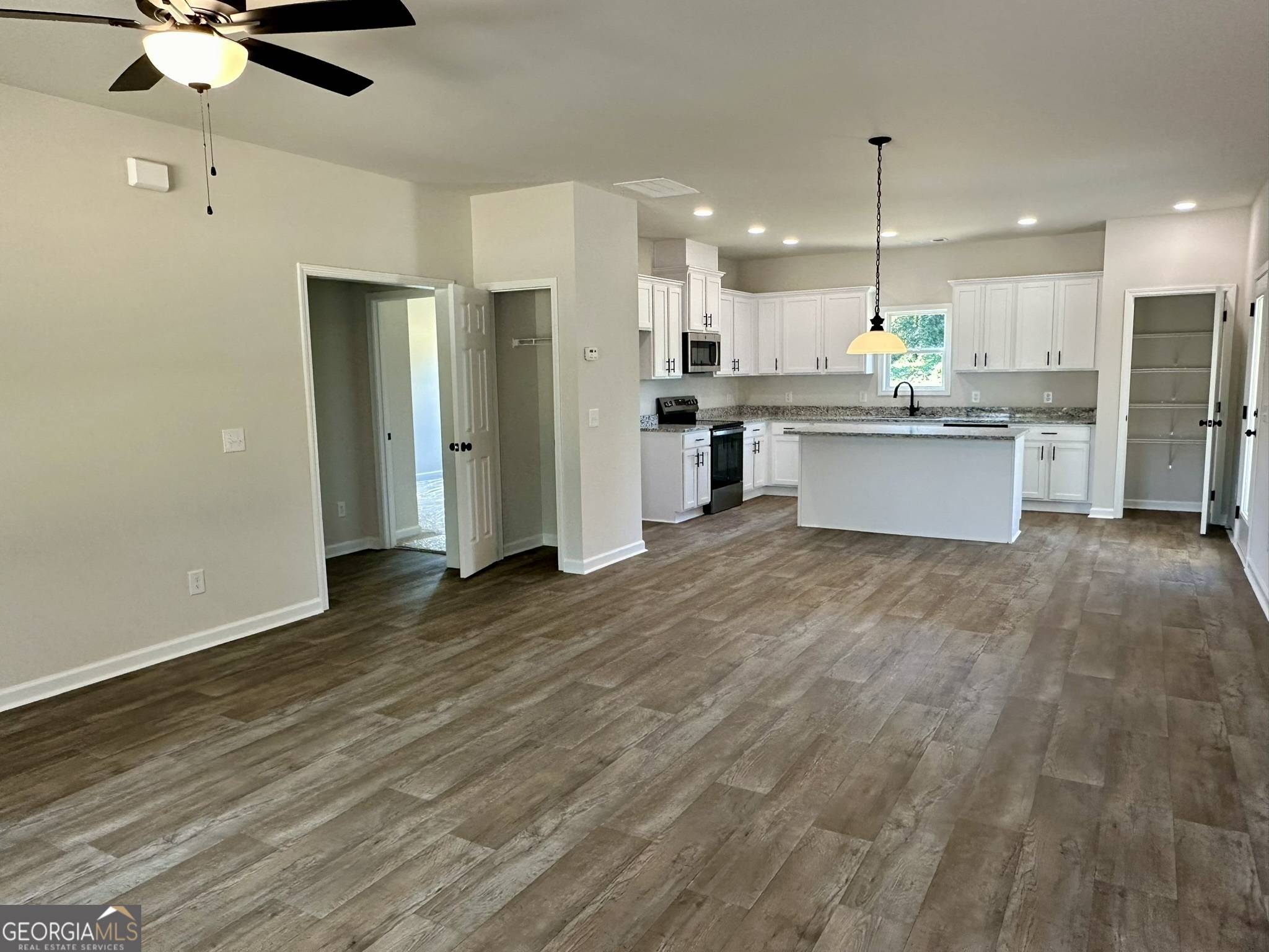 Eastanollee, GA 30538,160 Oak Way DR
