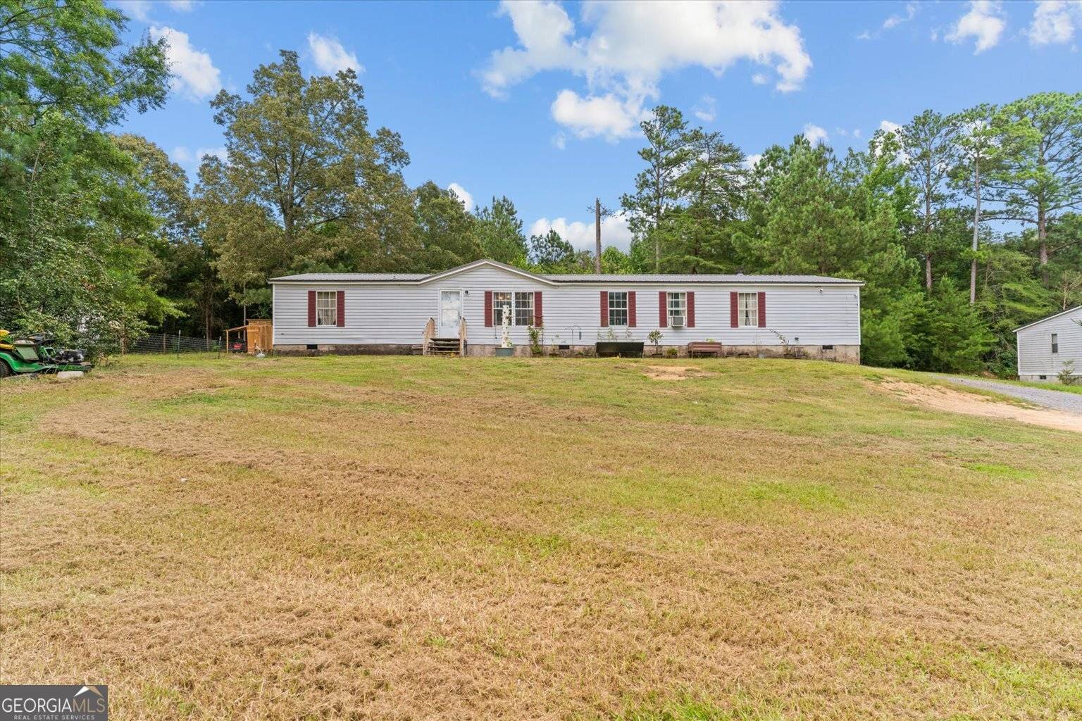 Chatsworth, GA 30705,127 Applewood LN
