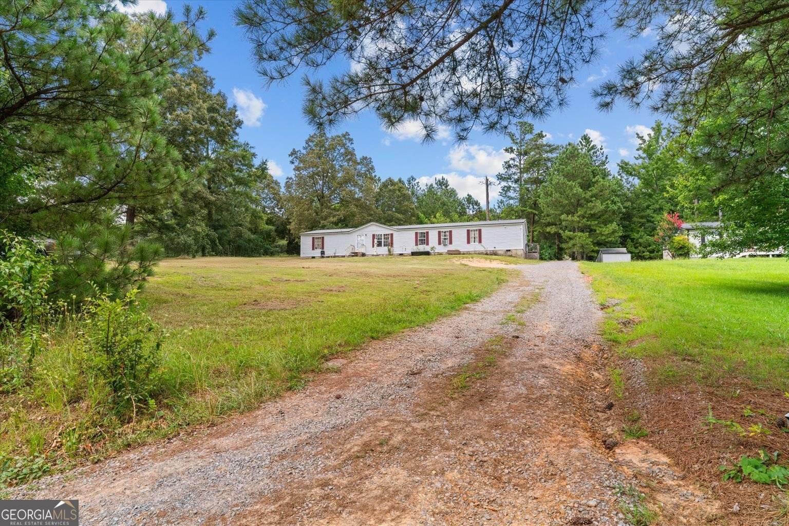 127 Applewood LN, Chatsworth, GA 30705