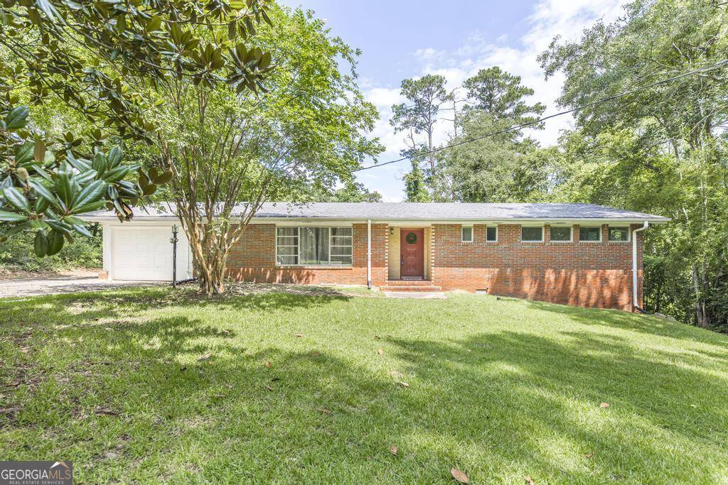 758 Lee RD, Macon, GA 31204