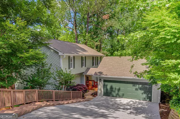 615 NW Mark Trail CT NW, Atlanta, GA 30328