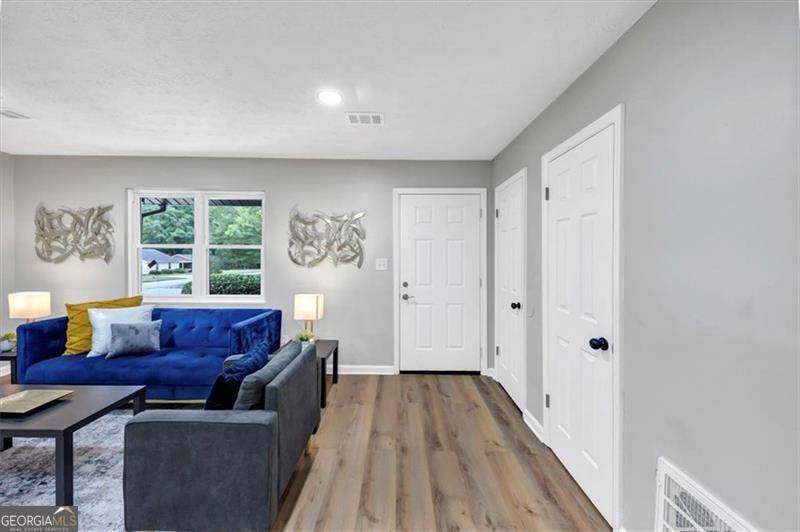 Jonesboro, GA 30238,9414 WOODKNOLL